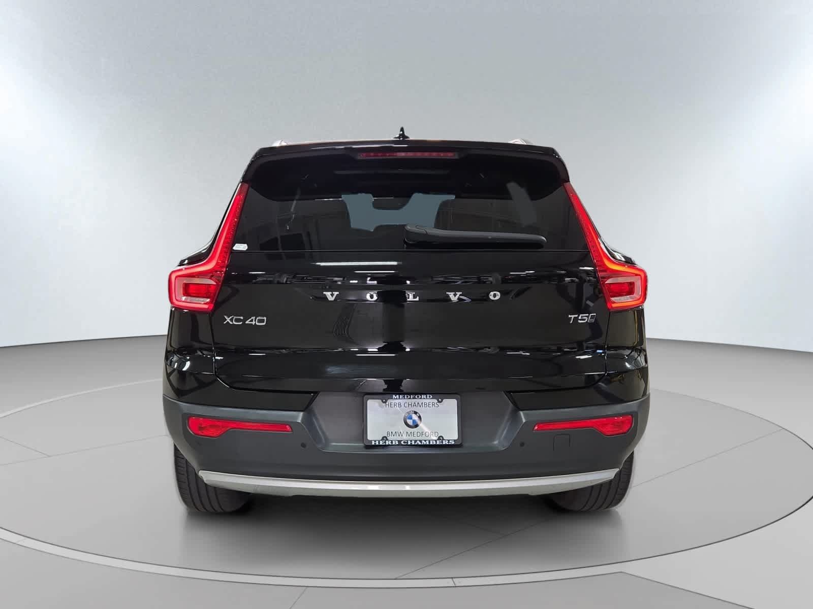 Used 2020 Volvo XC40 T5 Momentum AWD/4WD image 12