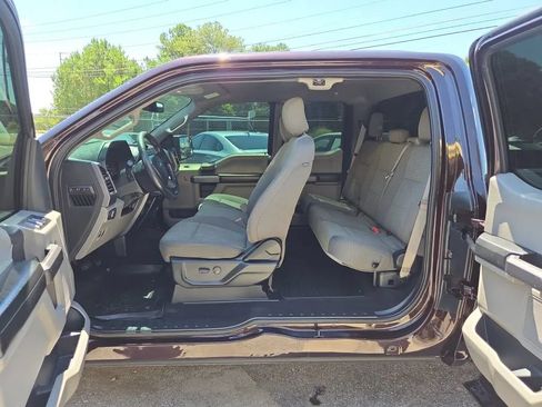 Used 2019 Ford F150 XLT w/ Equipment Group 301A Mid RWD image 9