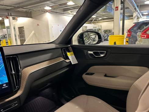 Used 2026 Volvo XC60 B5 Plus w/ Protection Package Premier image 23