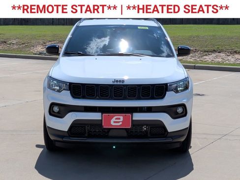 New 2026 Jeep Compass Latitude image 2