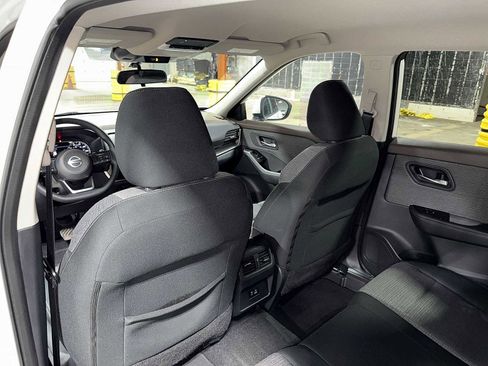 Used 2021 Nissan Rogue SV image 27