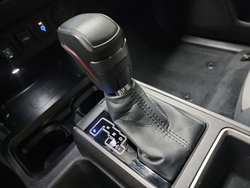 Used 2023 Toyota Tacoma TRD Off-Road image 26