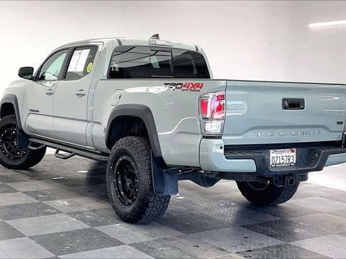 Used 2023 Toyota Tacoma TRD Off-Road w/ Advanced Technology Package image 10