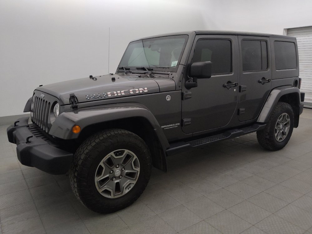 Used 2017 Jeep Wrangler Unlimited Rubicon w/ Connectivity Group AWD/4WD image 2
