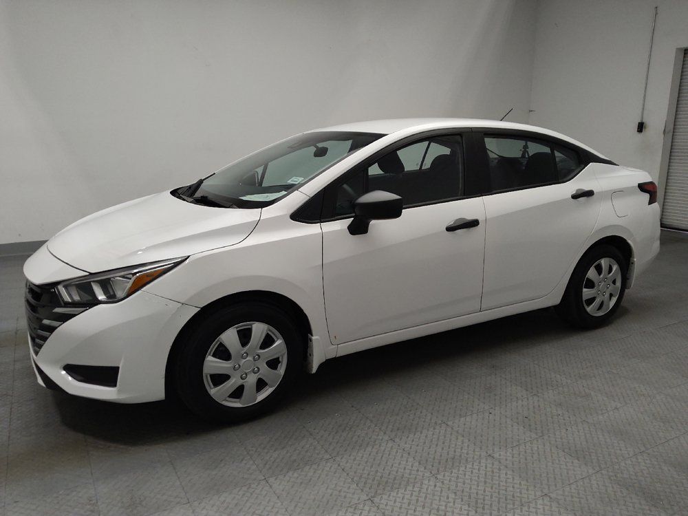 Used 2024 Nissan Versa S w/ Trunk Package FWD image 2