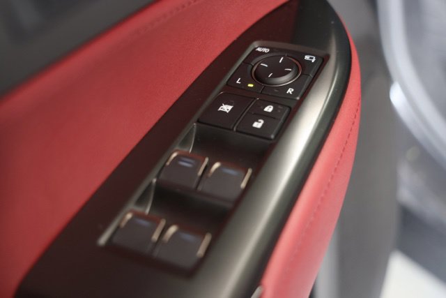 Used 2026 Lexus NX 350h AWD w/ Luxury Package image 22