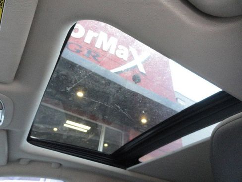 Used 2016 Jeep Cherokee 75th Anniversary image 8