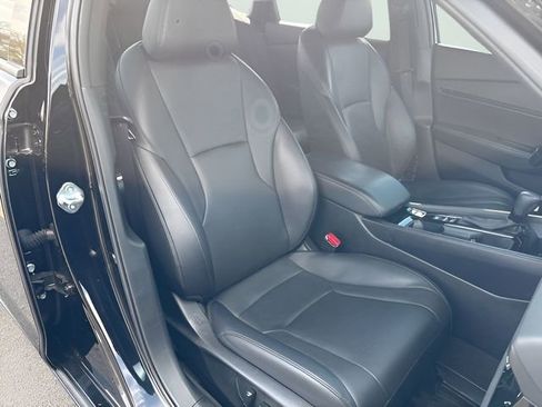 Used 2025 Honda Accord Sport image 14
