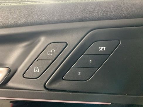 Used 2025 BMW X1 xDrive28i image 17