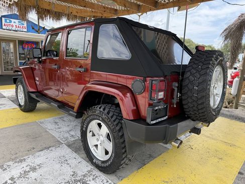 Used 2008 Jeep Wrangler Unlimited Sahara AWD/4WD image 8