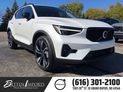 New 2025 Volvo XC40 B5 Ultra w/ Protection Package Premier