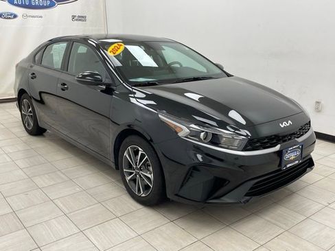 Used 2024 Kia Forte LXS w/ LXS Technology Package image 1