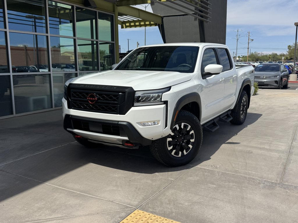 Used 2024 Nissan Frontier PRO-4X w/ Off-Road Protection Package AWD/4WD image 2