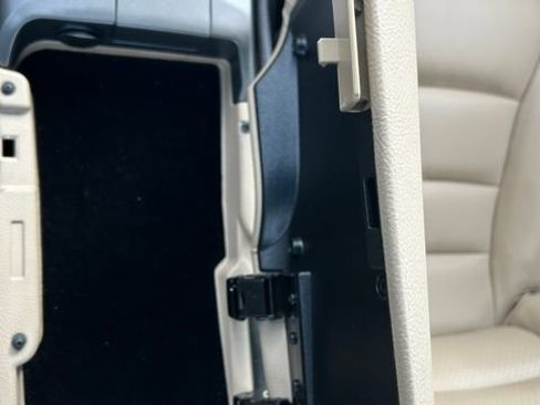 Used 2007 Chevrolet Corvette Coupe w/ Preferred Equipment Group image 41