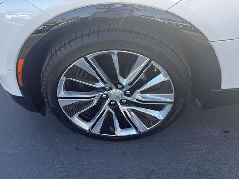 Used 2024 Cadillac Lyriq Sport AWD/4WD image 9