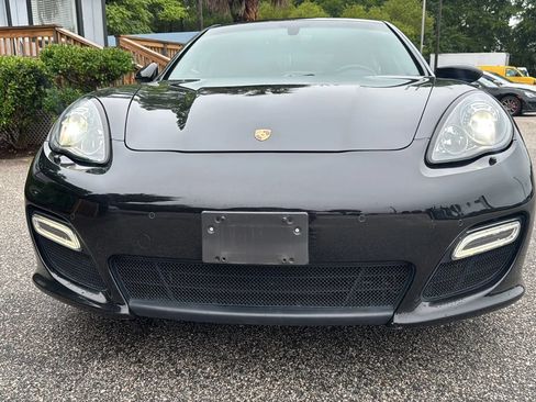 Used 2013 Porsche Panamera GTS AWD/4WD image 3