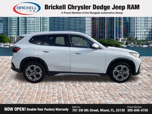 Used 2025 BMW X1 xDrive28i AWD/4WD image 6