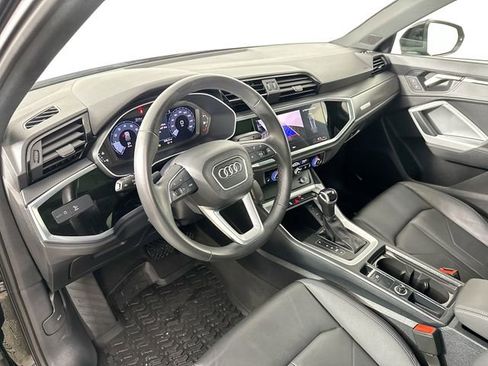 Used 2024 Audi Q3 2.0T Premium w/ 19" Wheel Package AWD/4WD image 19