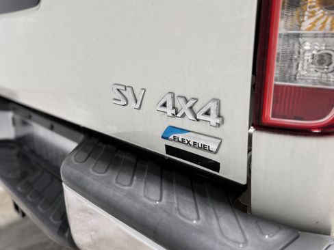 Used 2018 Nissan Frontier SV image 18