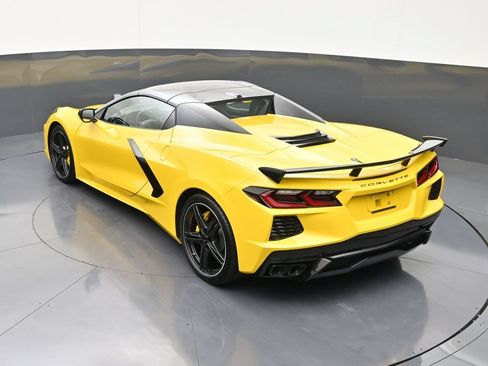 Used 2026 Chevrolet Corvette Stingray Preferred Conv w/ Stealth Interior Trim Package RWD image 14