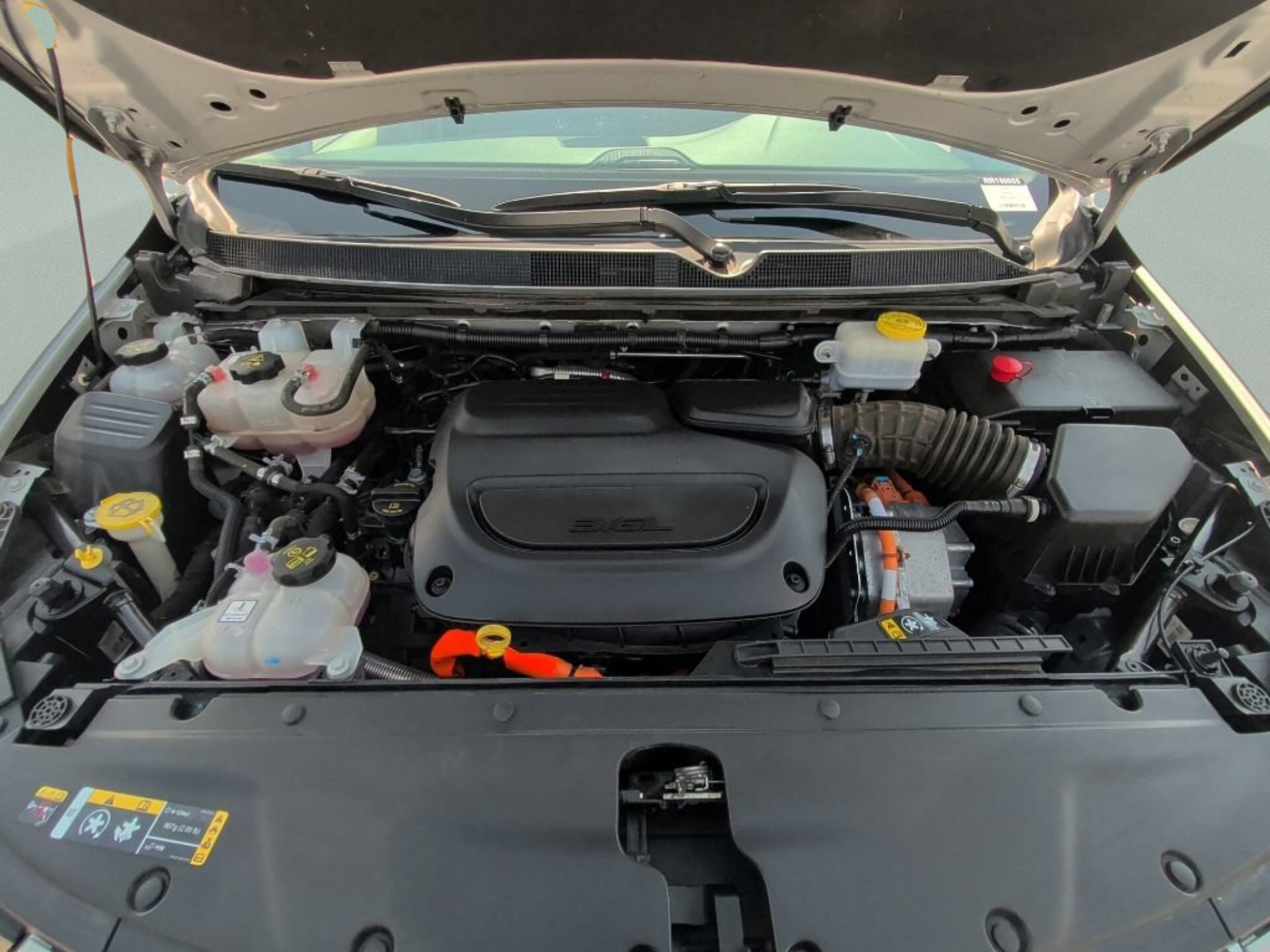Used 2024 Chrysler Pacifica Limited FWD image 18