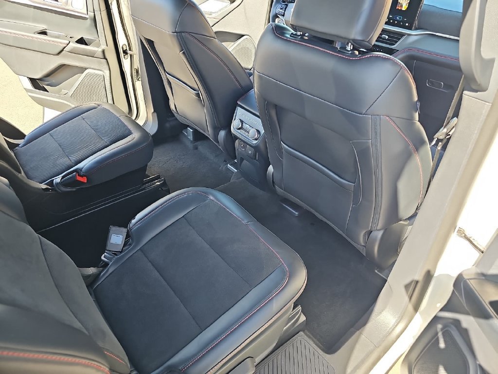 Used 2025 Ford Explorer ST w/ Sun And Sound Package AWD/4WD image 12