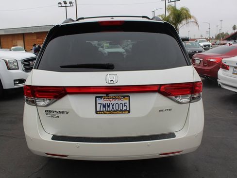 Used 2015 Honda Odyssey Touring Elite image 6
