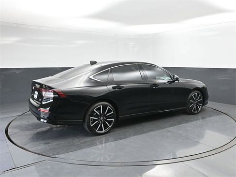 New 2025 Honda Accord Touring image 15