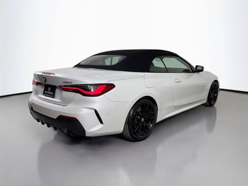 Certified 2023 BMW 430i Convertible w/ M Sport Package RWD image 5