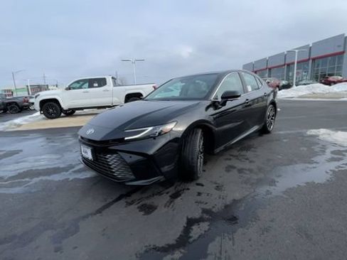 New 2026 Toyota Camry XLE w/ Premium Plus Package AWD/4WD image 4