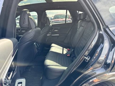 Used 2023 Mercedes-Benz GLC 300 4MATIC image 16