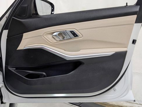 Used 2020 BMW M340i w/ Parking Assistance Package image 23