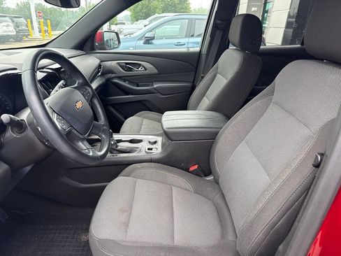 Used 2023 Chevrolet Traverse LT w/ LPO, Floor Liner Package AWD/4WD image 9