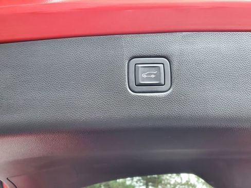 Certified 2023 Chevrolet Blazer LT w/ Convenience Package image 12