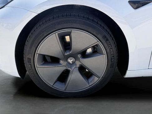 Used 2023 Tesla Model 3 Standard Range RWD image 16