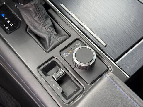 Used 2023 Toyota Tundra Platinum image 24