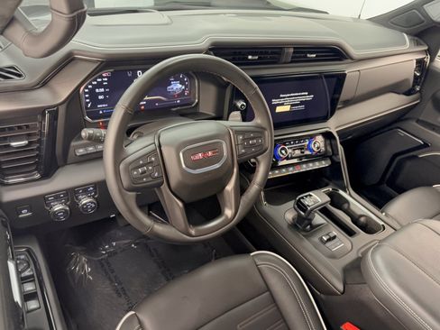 Used 2025 GMC Sierra 1500 AT4X AWD/4WD image 4