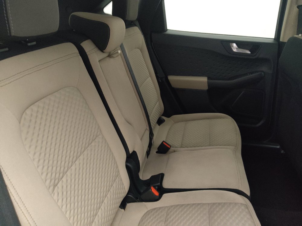 Used 2020 Ford Escape SE FWD image 19