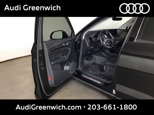 Certified 2023 Audi Q5 2.0T Premium w/ Convenience Package AWD/4WD image 10