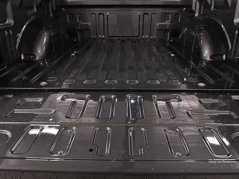 Used 2026 Ford F150 Lariat AWD/4WD image 13