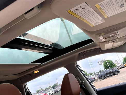 Used 2018 Nissan Rogue SL w/ Premium Package FWD image 14