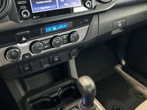 Used 2023 Toyota Tacoma SR AWD/4WD image 13