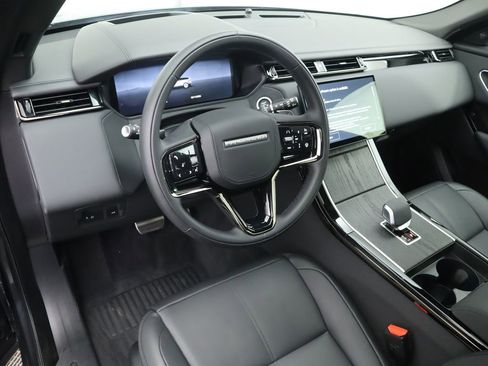 Certified 2026 Land Rover Range Rover Velar Dynamic SE image 9