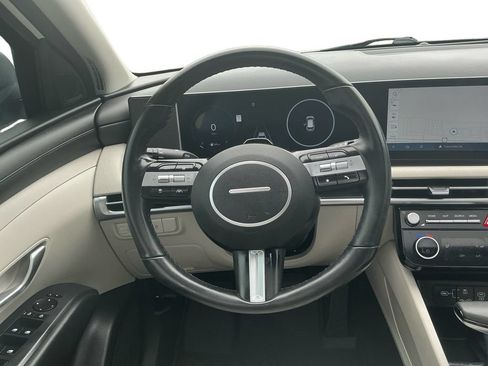 Used 2025 Hyundai Tucson SEL AWD/4WD image 18