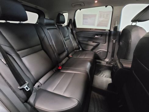 Certified 2023 Nissan Rogue SV w/ SV Premium B Package image 8