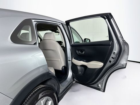 Used 2025 Honda HR-V LX image 27