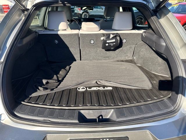 Used 2021 Lexus UX 250h w/ Premium Package AWD/4WD image 14