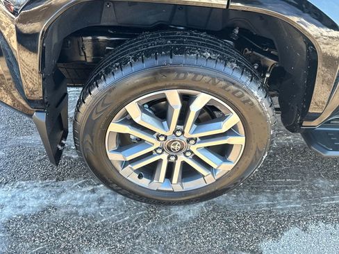 Used 2025 Toyota 4Runner Limited image 42