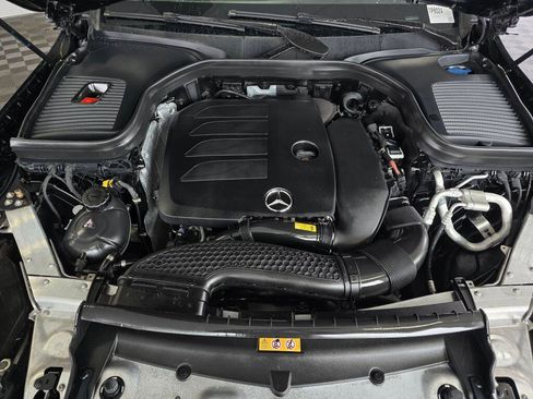 Used 2022 Mercedes-Benz GLC 300 image 9