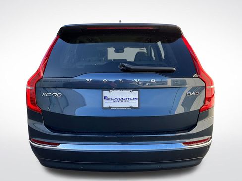 Certified 2023 Volvo XC90 B6 Plus w/ Protection Package image 4